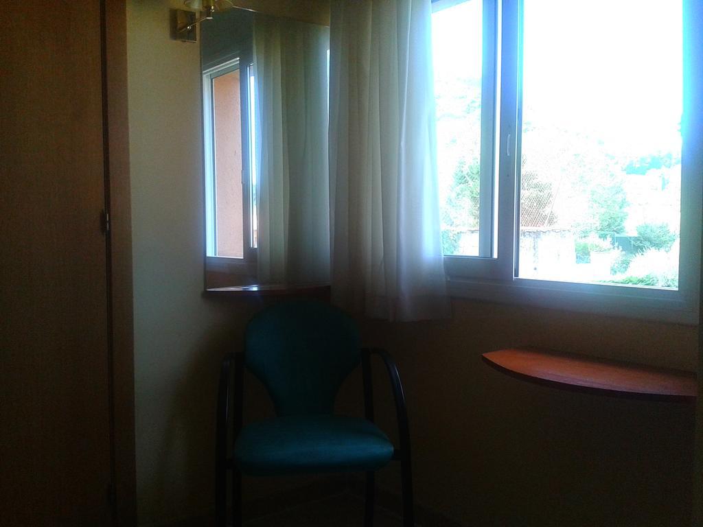 Fonda Finet Sant Feliu De Pallerols