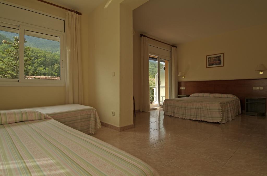 Fonda Finet Sant Feliu De Pallerols